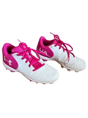 Under Armour Youth Girls Pink White Softball Cleats Shoes 3026607-101 Size 4Y